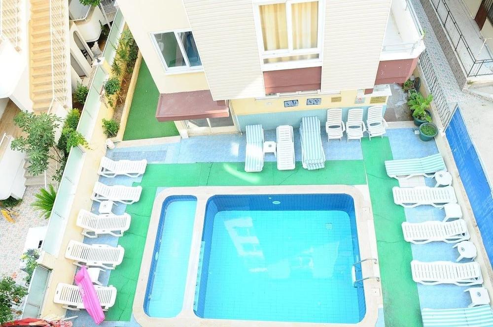 Kleopatra Beach Yildiz Hotel Алания Экстерьер фото