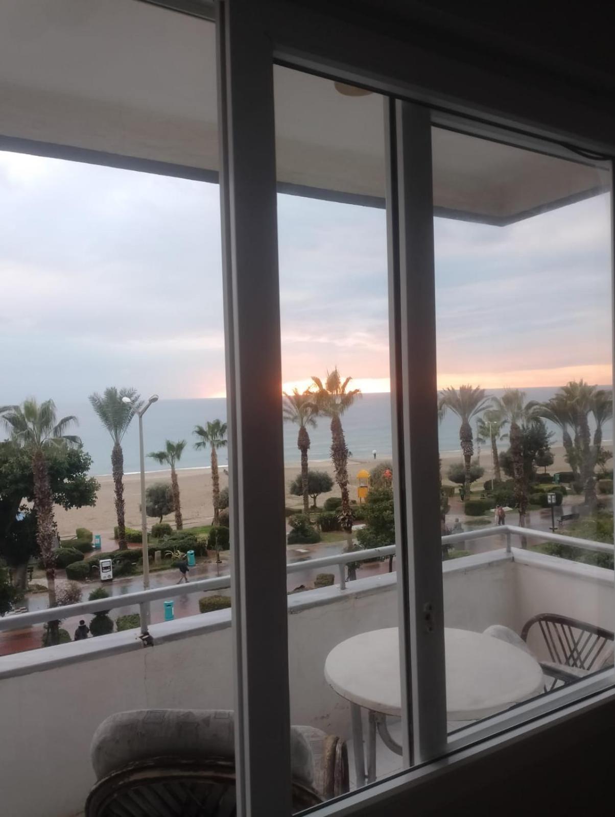 Kleopatra Beach Yildiz Hotel Алания Экстерьер фото